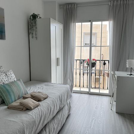 Moderno Piso De 3 Dormitorios En La Playa De Rincon De La Victoria Malaga Экстерьер фото